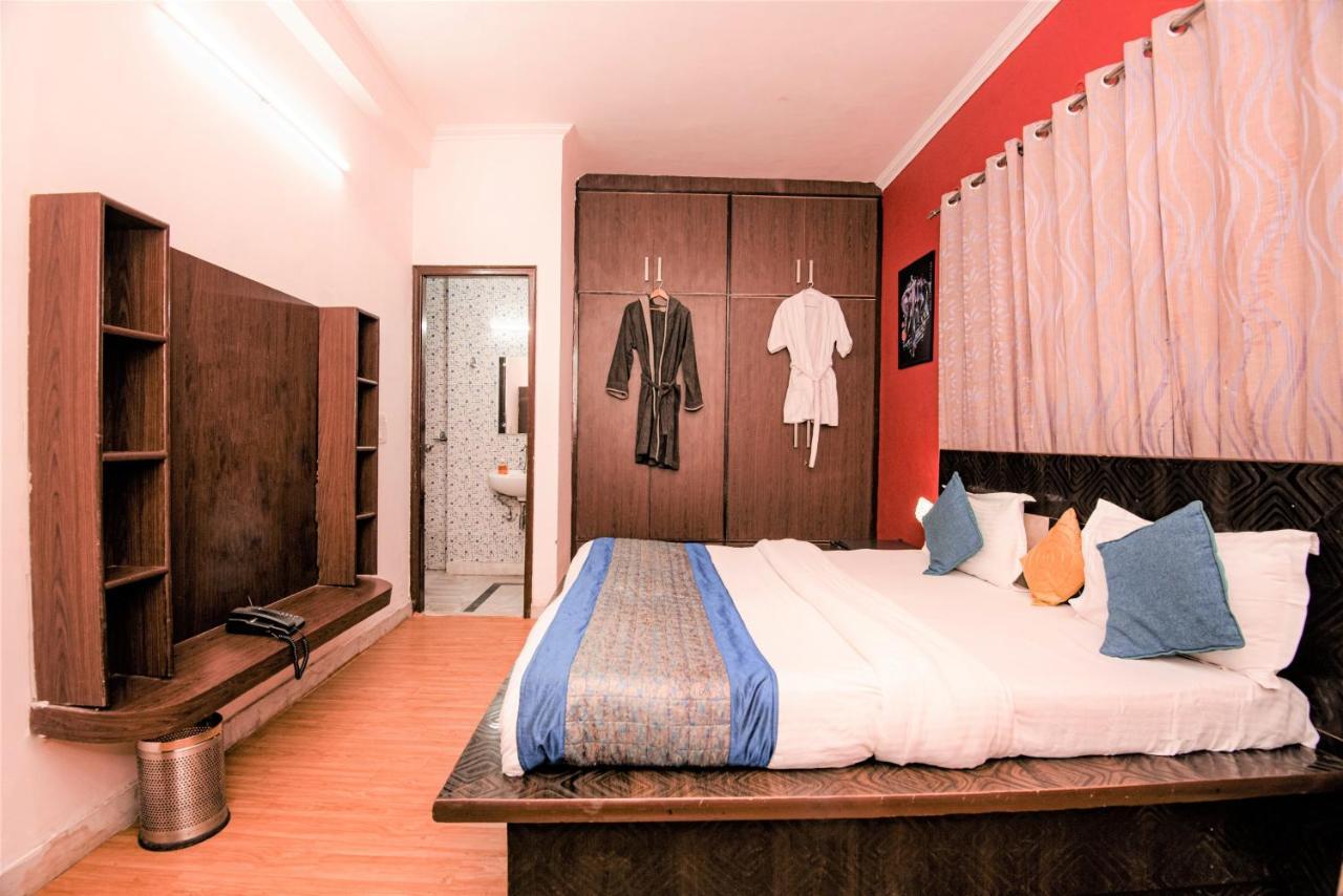 Instay - 46 Gurgaon Extérieur photo